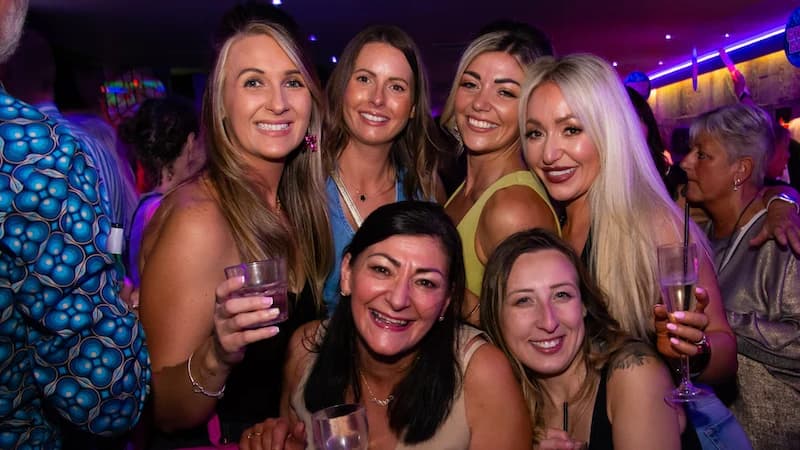 Disco Days background